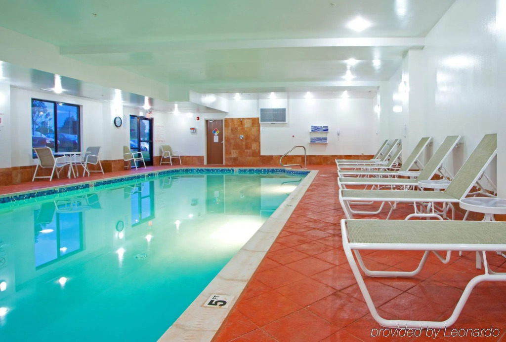 Holiday Inn Express & Suites Culpeper by IHG