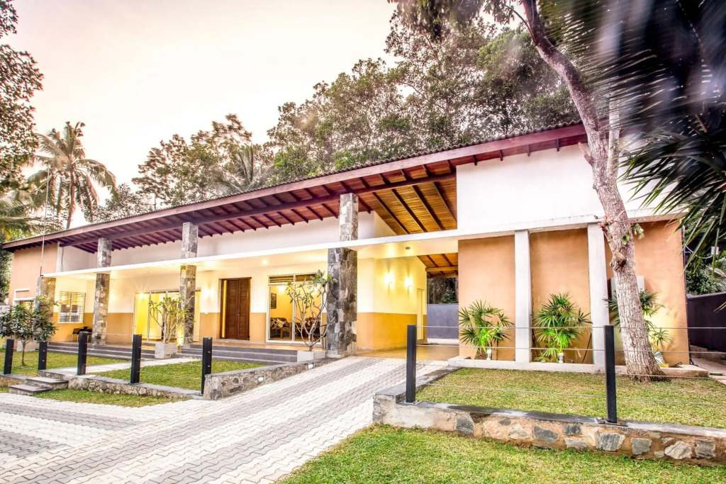Temple Pond Villa Colombo