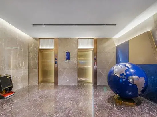 Lihao Holiday Hotel (Jinan Tangye Subway Station Century Avenue)