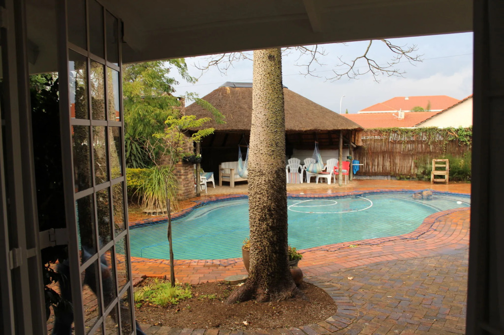 3 Liebeloft Guest House