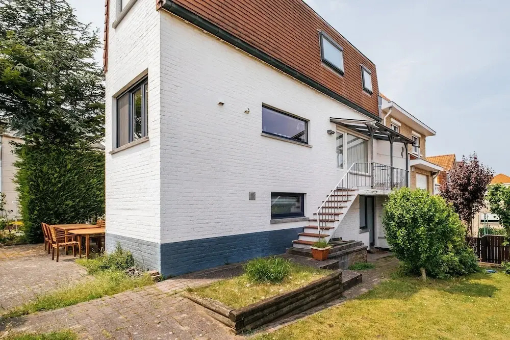 Villa near Sea and Shops in Belgium