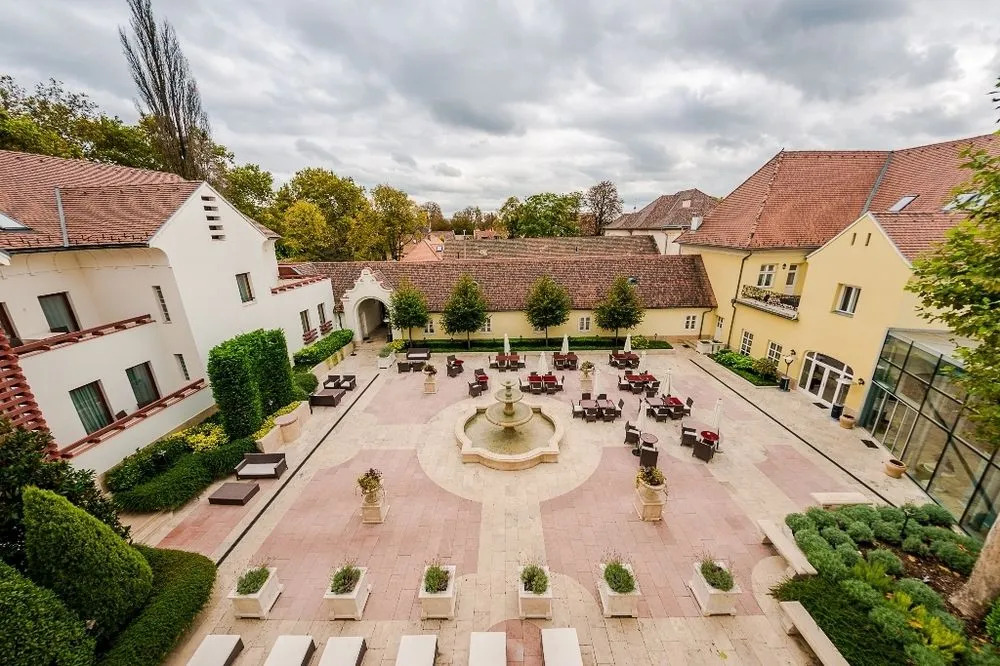 Hotel Kristály Imperial
