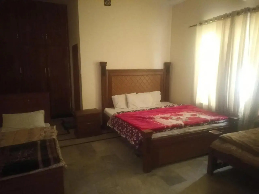 Millat Guest House G-9/4
