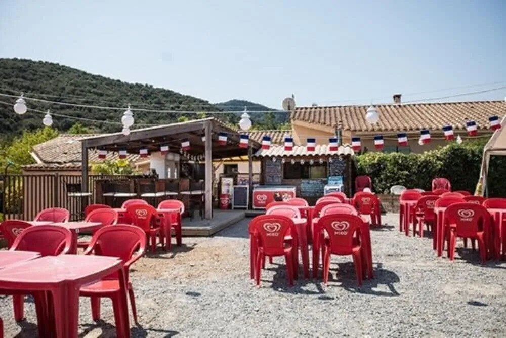 Camping Les Cerisiers Du Jaur