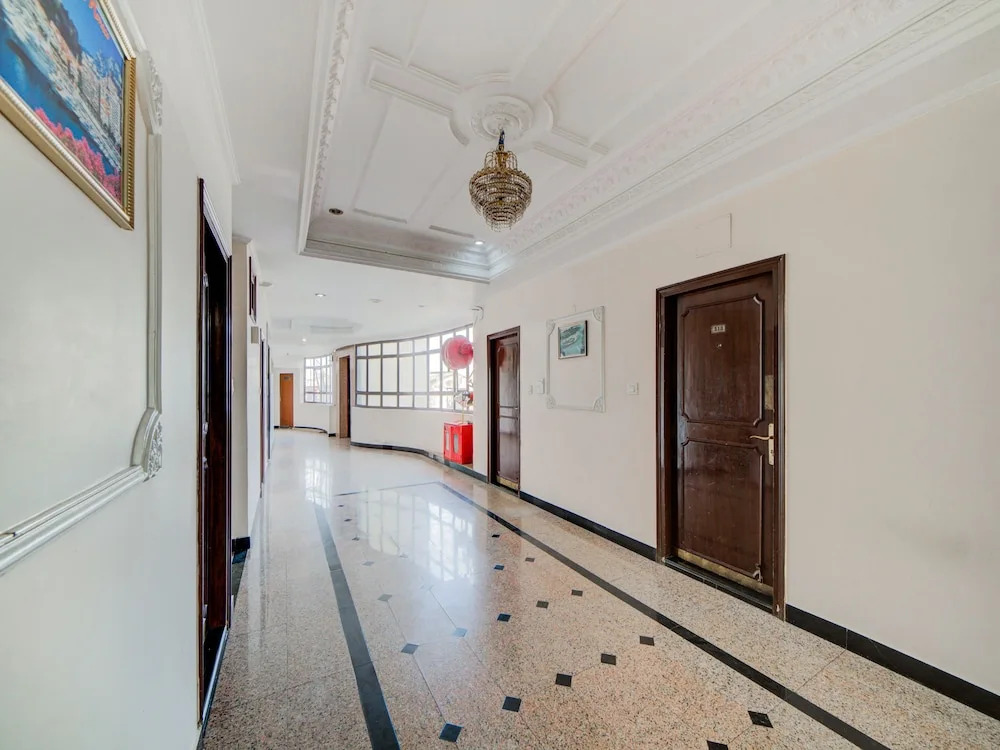 OYO 29230 Ik London Residency