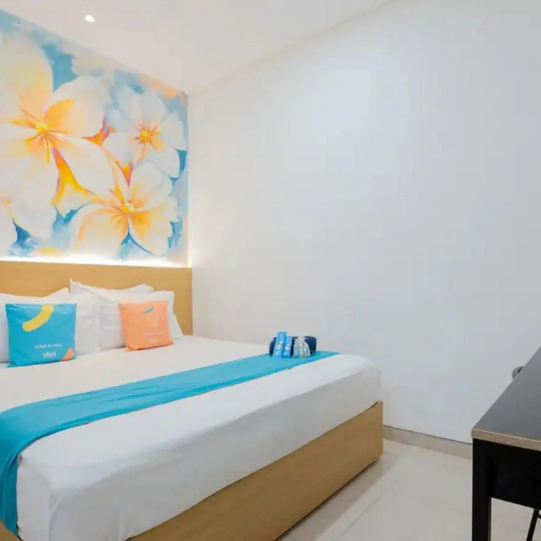 Sans Hotel Box Mansion Surabaya by RedDoorz