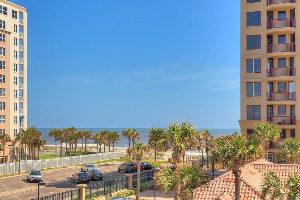 Yellow B - Pet Friendly - Beach Views