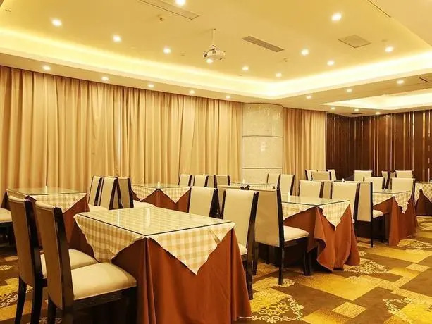 Elite Polink Global Hotel