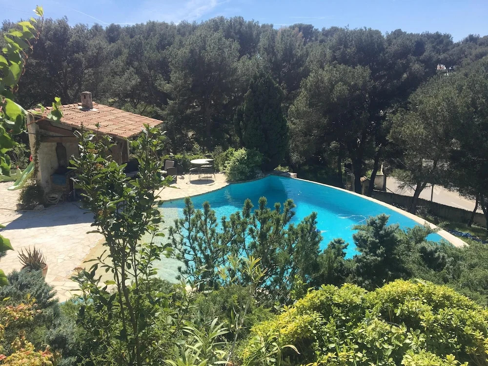Villa With 3 Bedrooms in Septèmes-les-vallons, With Private Pool, Encl