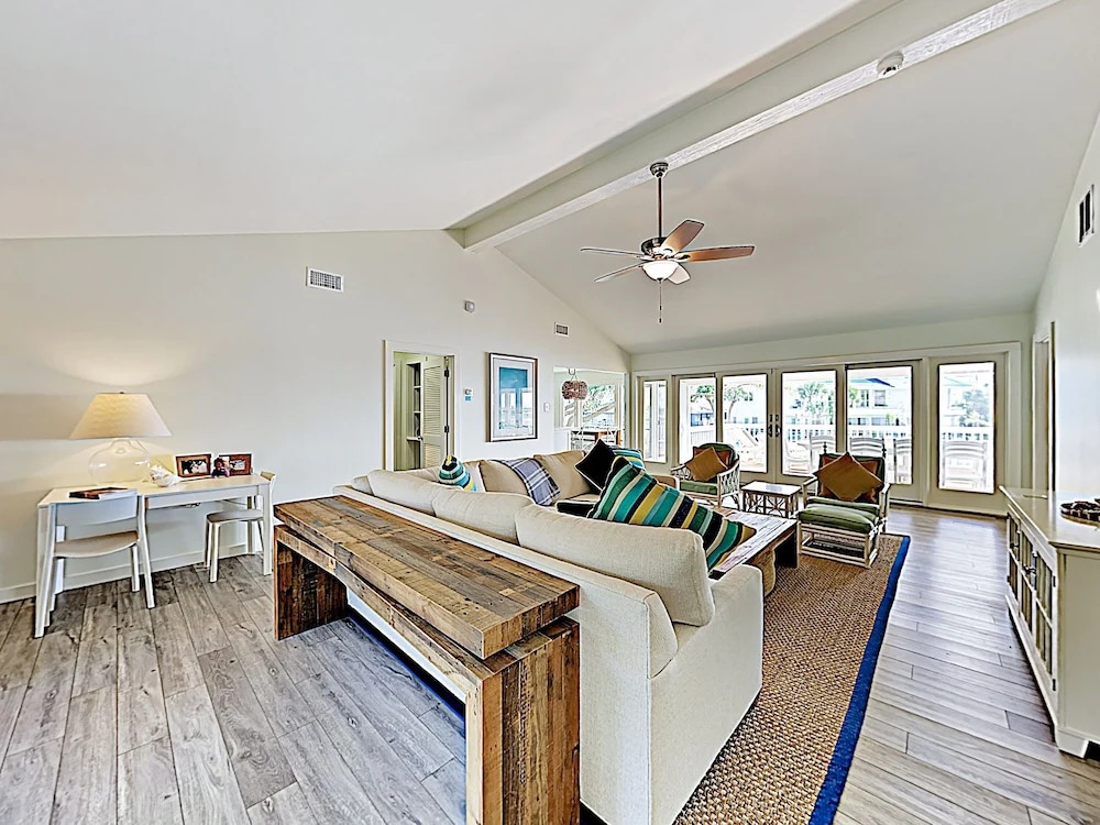 New Listing! Key Allegro Waterfront W/ Pool 4 Bedroom Home