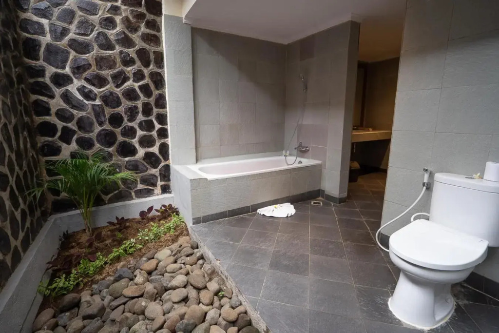 Курортный отель New Sunari Lovina Beach Resort