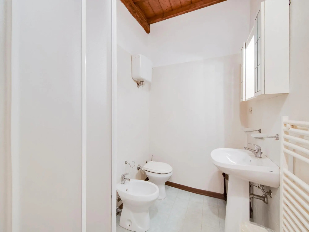 Attractive Farmhouse in Monticiano with Garden