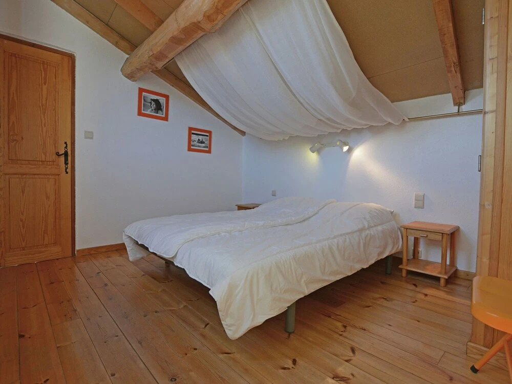 Chic Farmhouse With Swimming Pool in Prunet-et-Belpuig