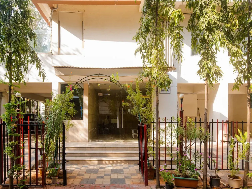 OYO 633 Ontime Luxurious Apartment