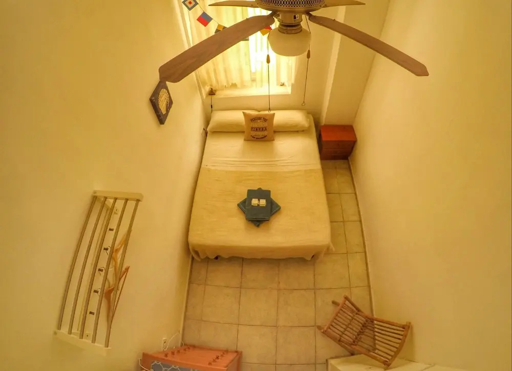 Spanish Galleon Lodge