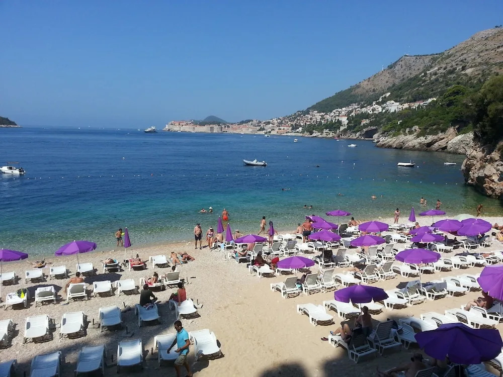 Charming 2-bedroom Apartment With Ocean Views in Dubrovnik