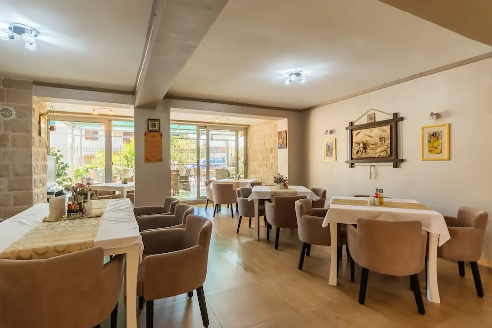 ApartHotel Stijovic