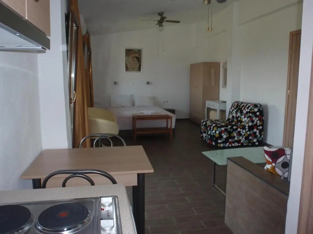 Petroudas Apartments