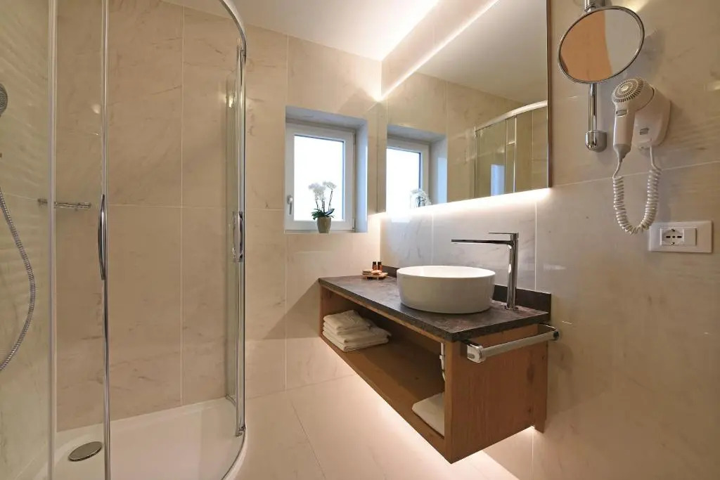 Garni Hotel Miara - Your Dolomites Home