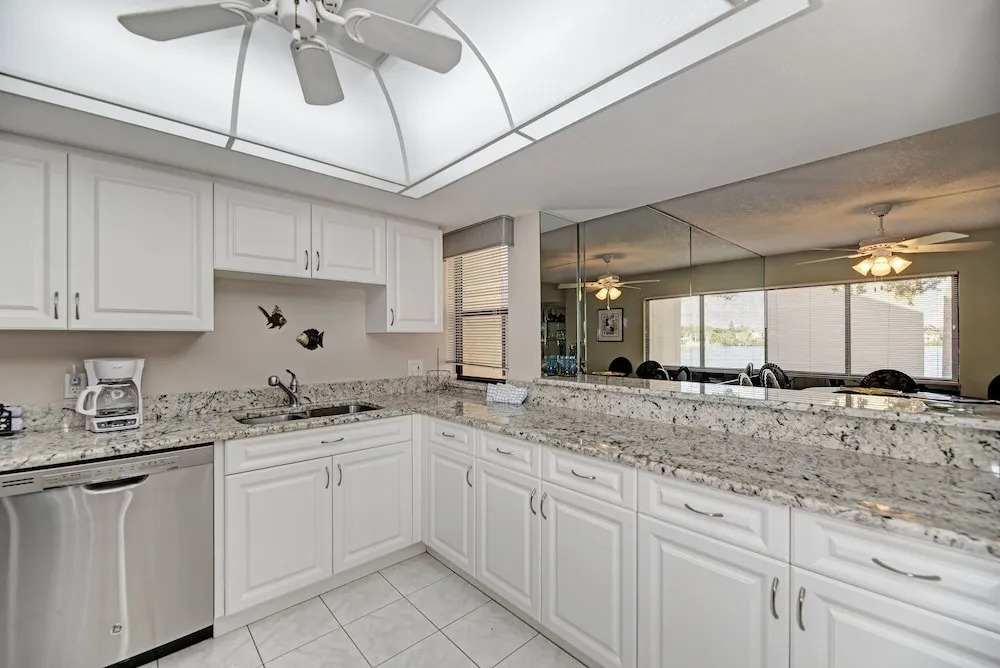 Midnight Cove Ii 220d - Peaceful Bayside Vacation! 3 Bedroom Condo
