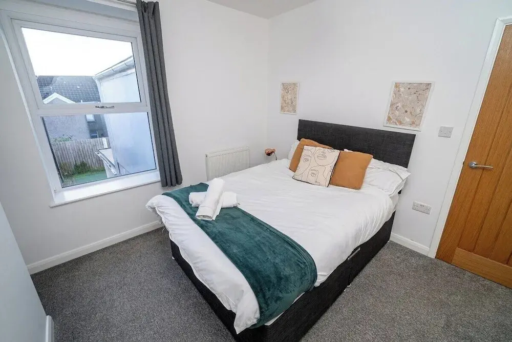 Spacious 3 Bed Home in the Heart of Swansea
