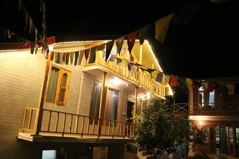 Boho Grove Cafe & Stay, Tirthan Valley