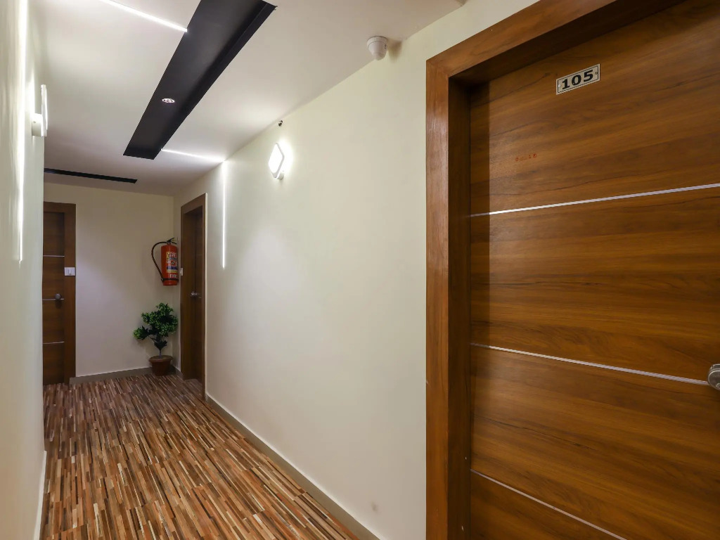 OYO 49797 Hotel Shubham Inn