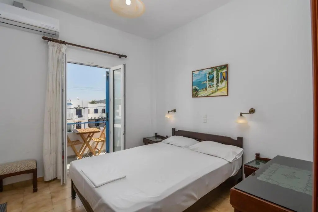 Tilemachos Rooms & Studios