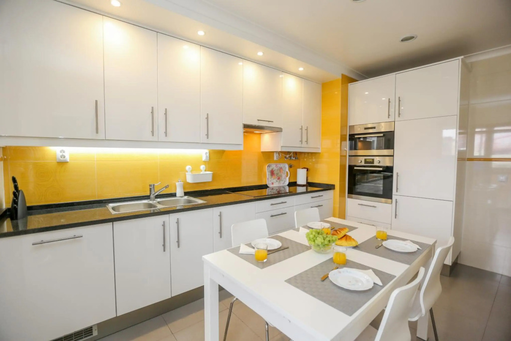Like-home Bright Benfica Apt