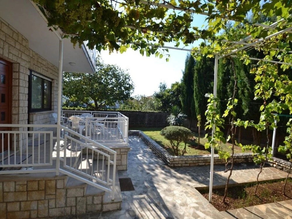 Ruža - Comfortable 2 Bedrooms Apartment - A1