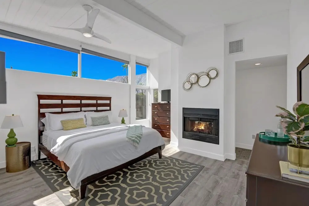 Alexander Social House Five Bedroom House