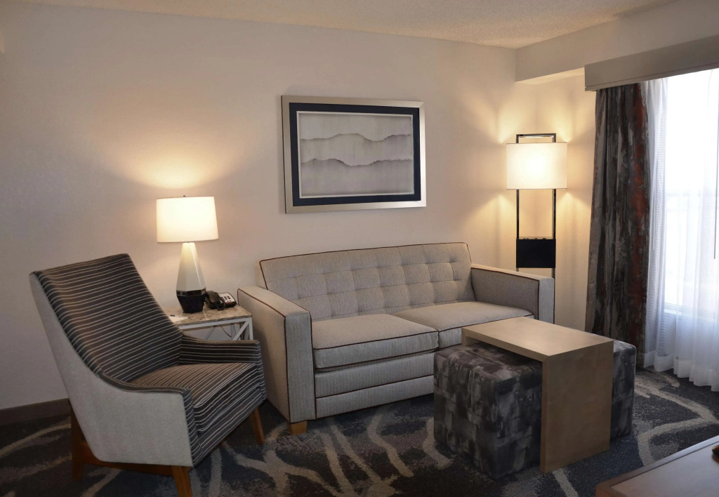 Homewood Suites by Hilton Phoenix-Biltmore