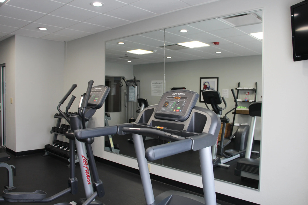 Holiday Inn Express & Suites Wytheville by IHG