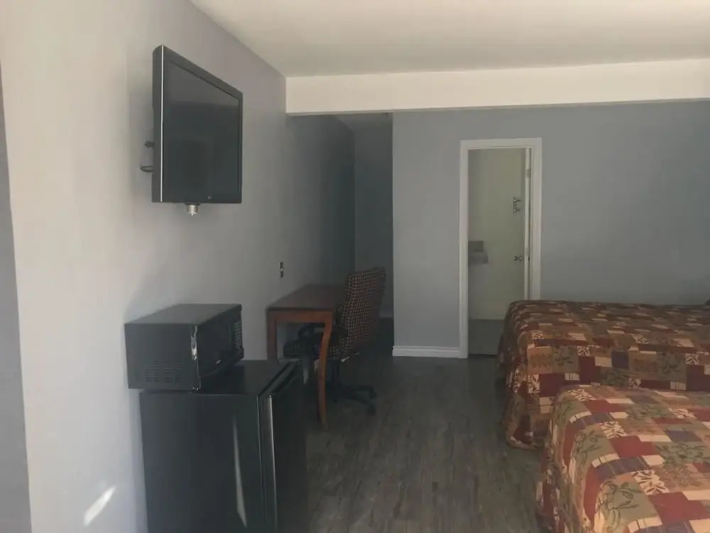 Deano's Motel
