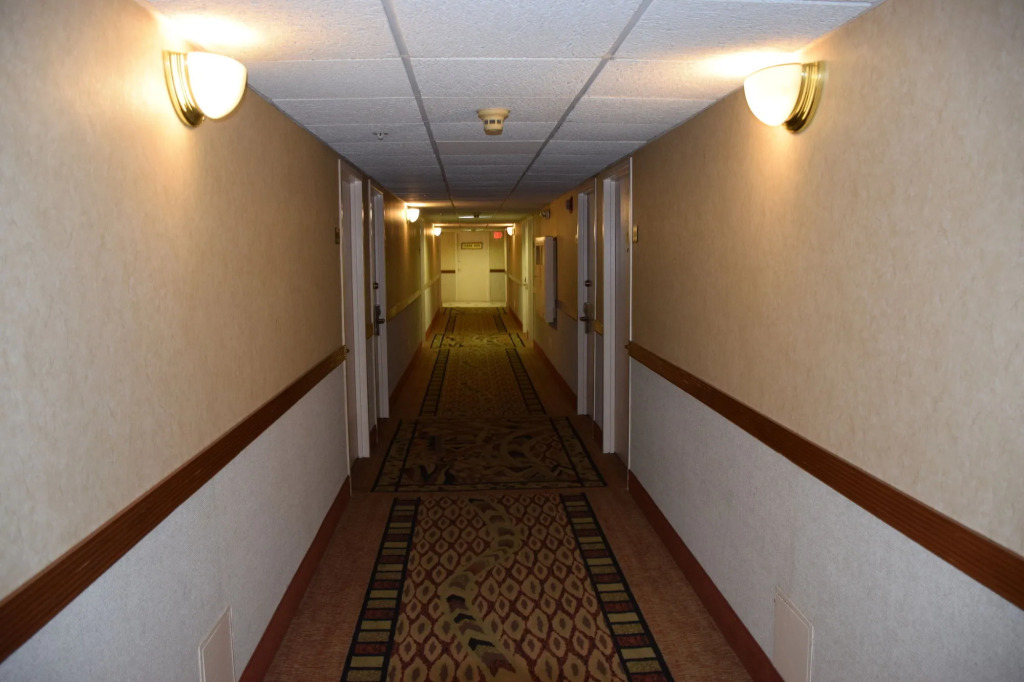 Edison Hotel