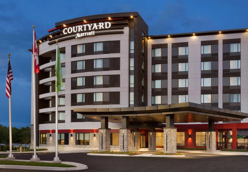 Courtyard by Marriott Toronto Mississauga/West