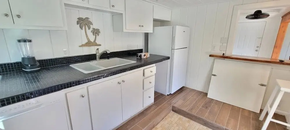 Bahama Mama House 4 Bedroom Home by RedAwning