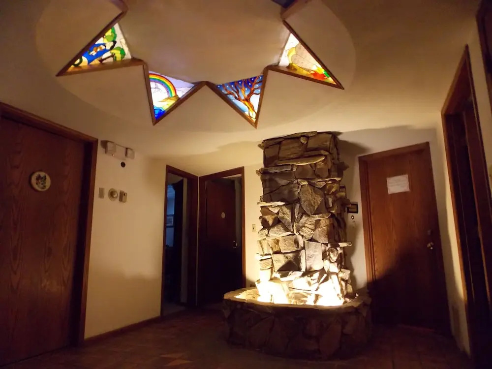 Abbey Archway Inn