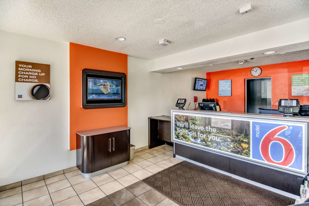 Motel 6-Stockton, CA - North