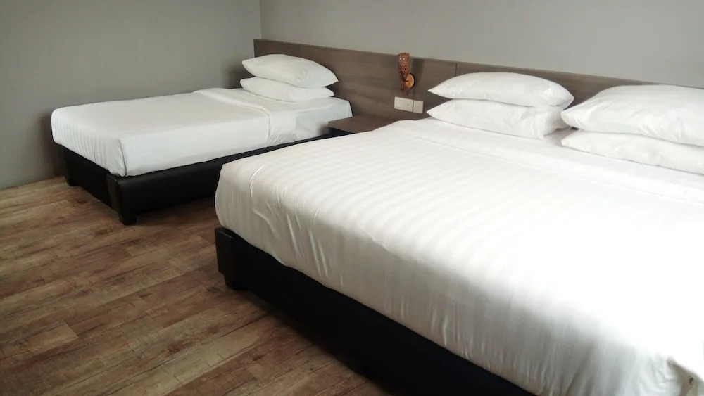 See Foo Hotel