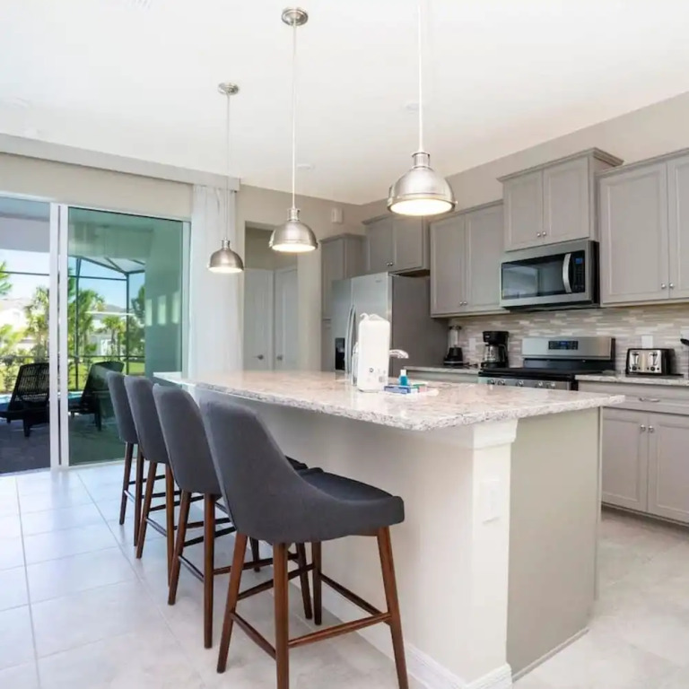 7316 Luxury Home 5BD Near Disney