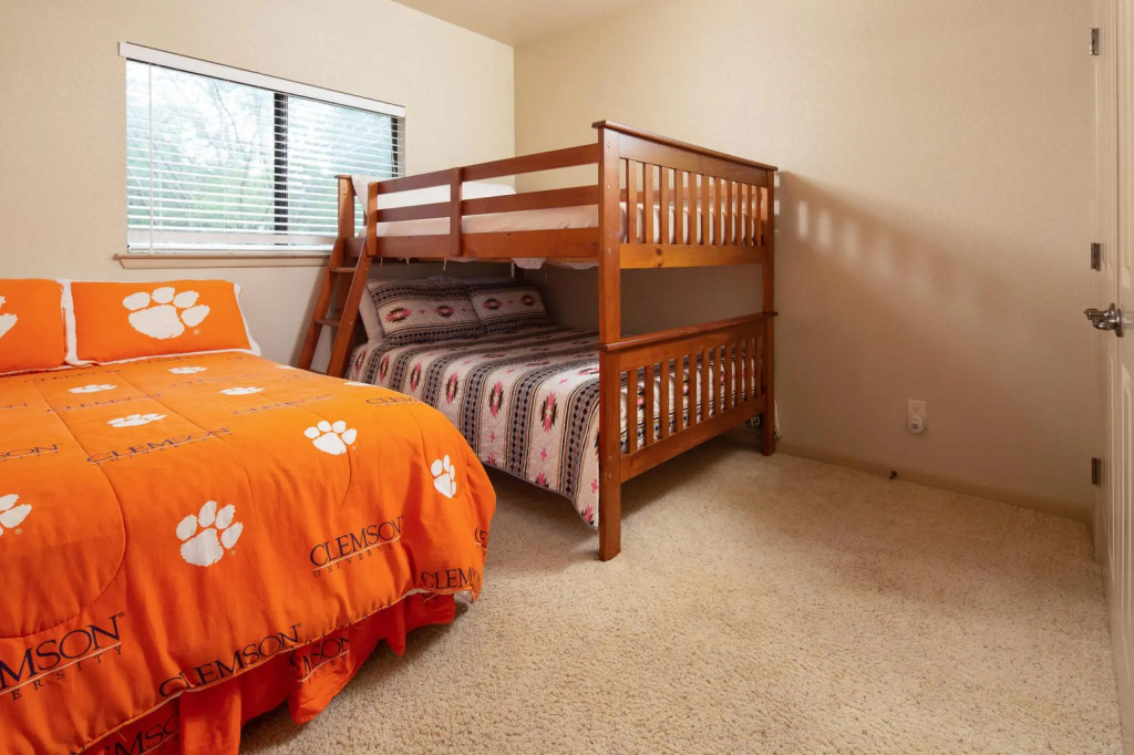 CL 1233 Villa at Canyon Lake