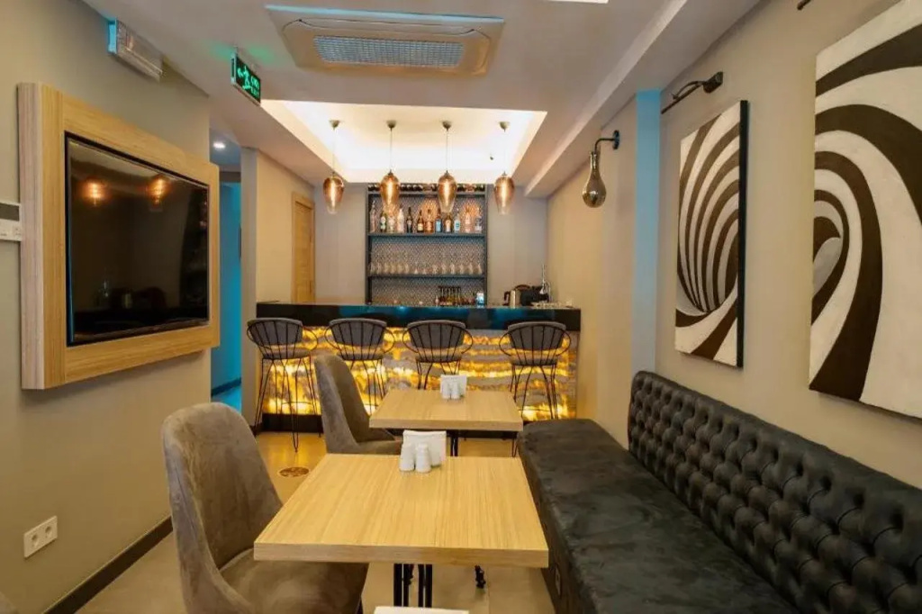 Alesta Midtown