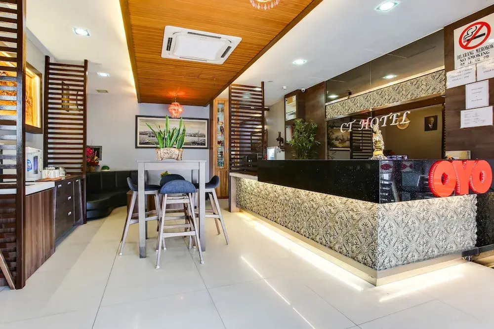 Oyo 89593 Ct Hotel