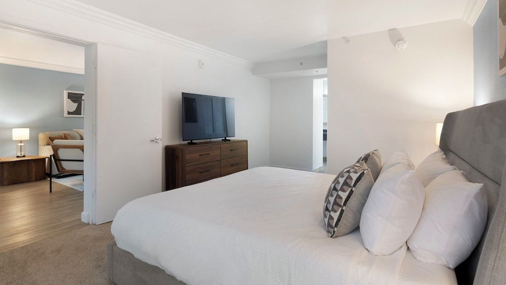 Landing Furnished Apartments Kissimmee near Disney Resort