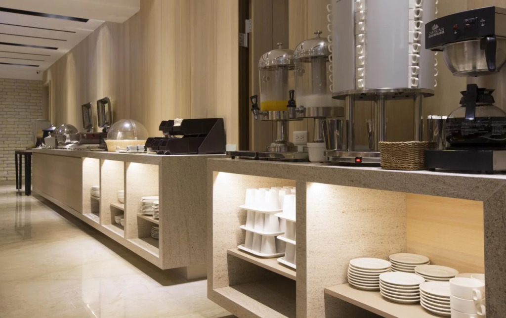Noble Hotel