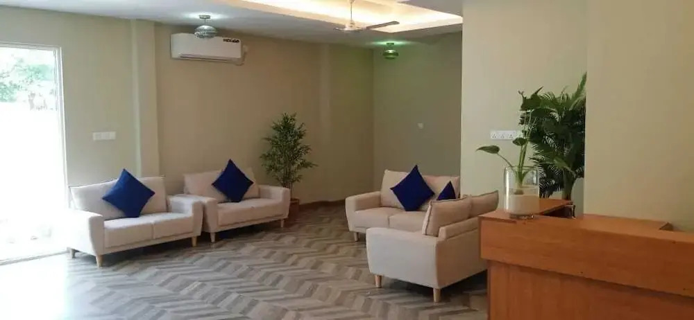 Seaside Dhangethi Inn