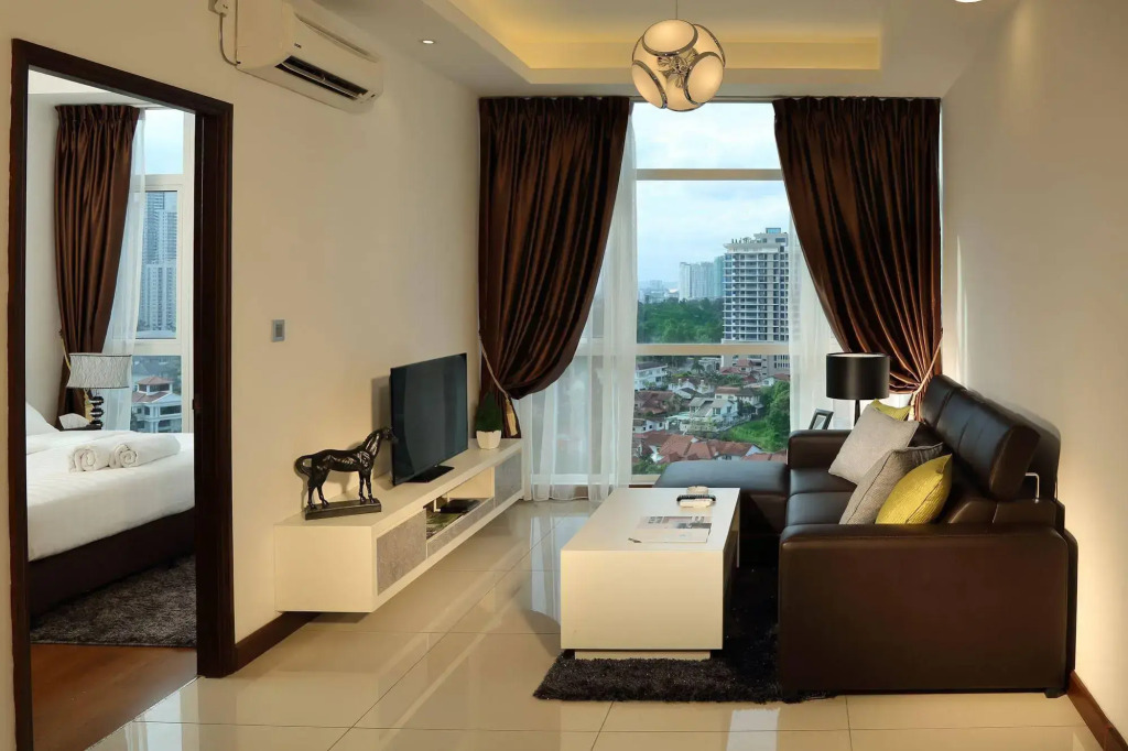 Paragon Serviced Suites @ Straits View