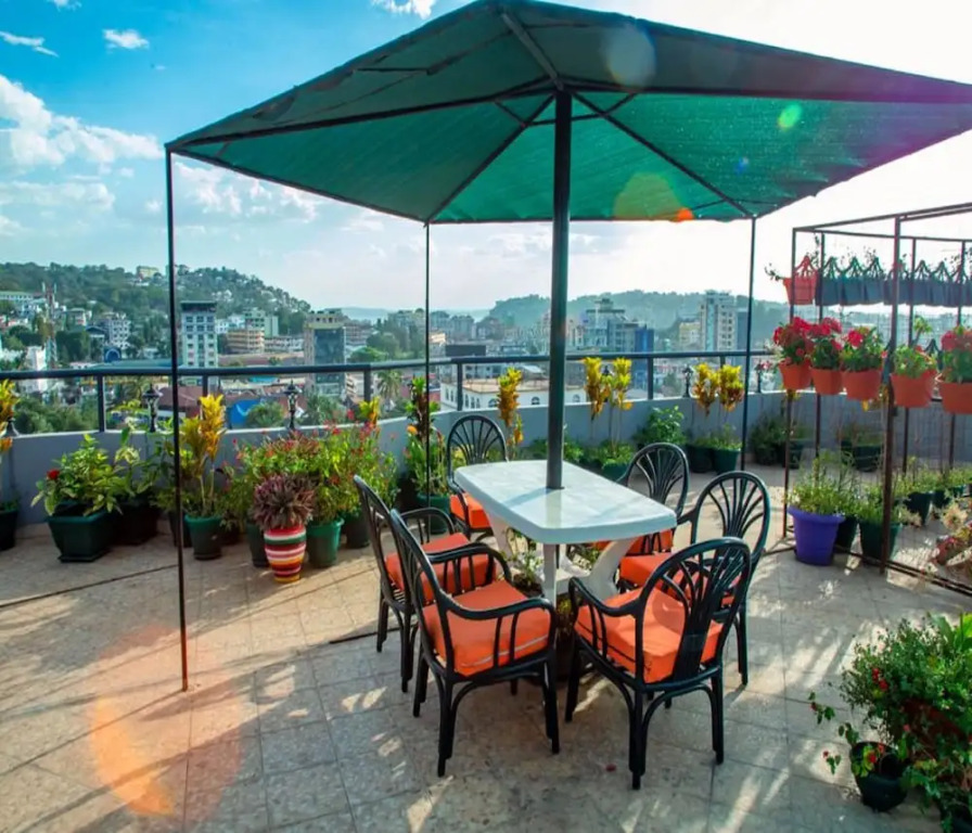 The Golden Pigeon Hotel And Spa