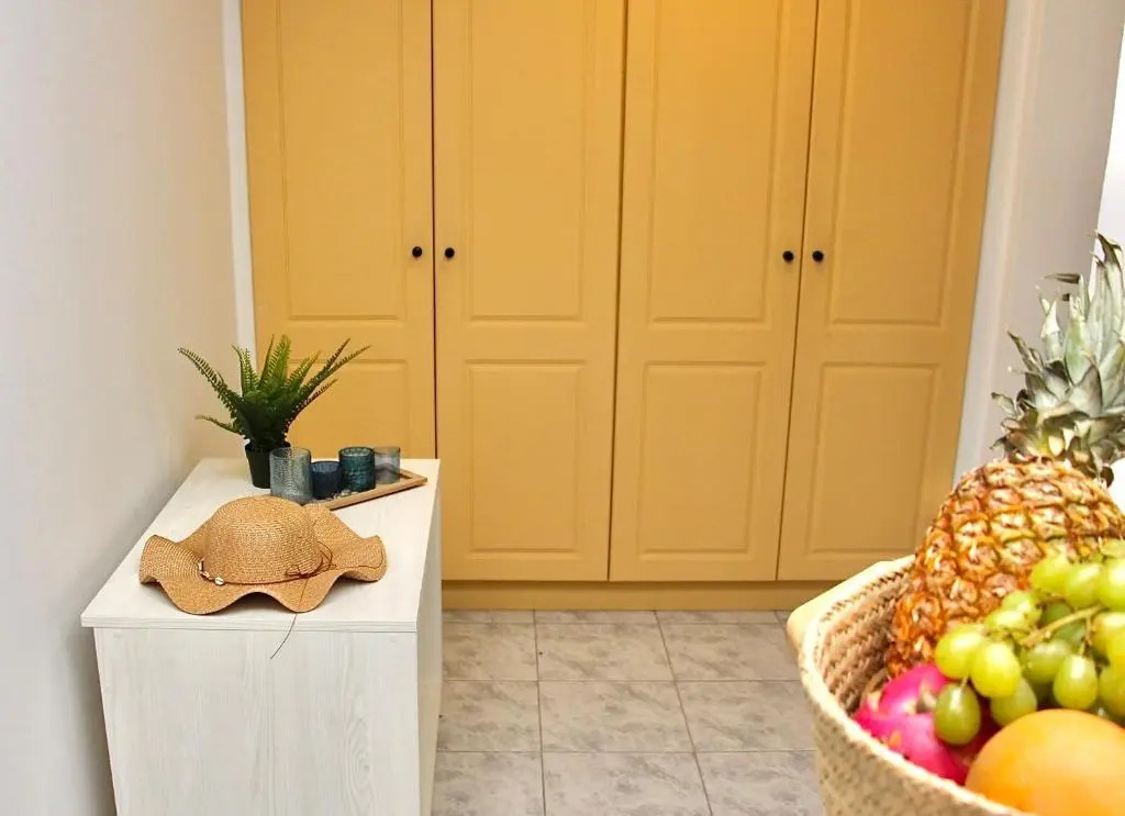 Cozy Flat at Regina Apartments